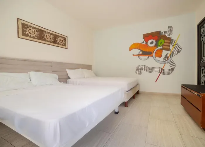 Hotel Oyo Oasis Centro Cerca Del Hospital Issste Hospital Jose Ma Morelos 2*
