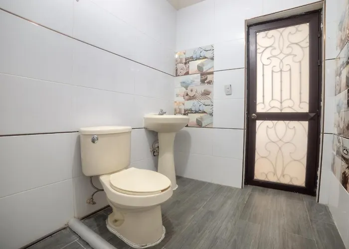 Oyo Oasis Centro Cerca Del Hospital Issste Hospital Jose Ma Morelos 2*