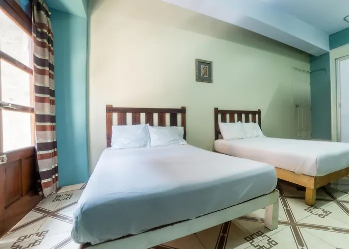 Oyo Oasis Centro Cerca Del Hospital Issste Hospital Jose Ma Morelos Hotel